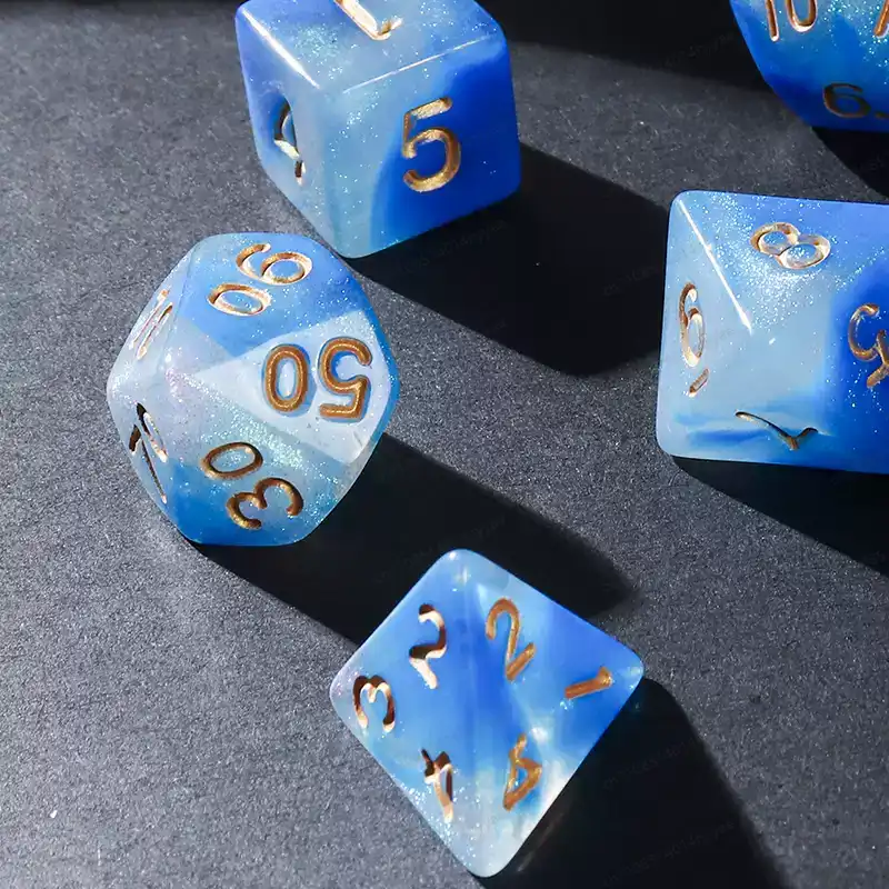7 sztuk nowych, dwukolorowych  – Board Game Font recenzja i cena